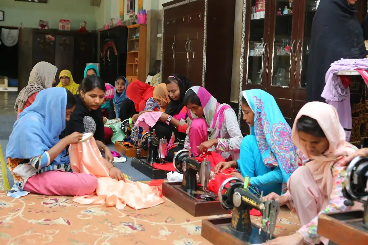 Ramadan Zakat relief - community members receiving essential supplies